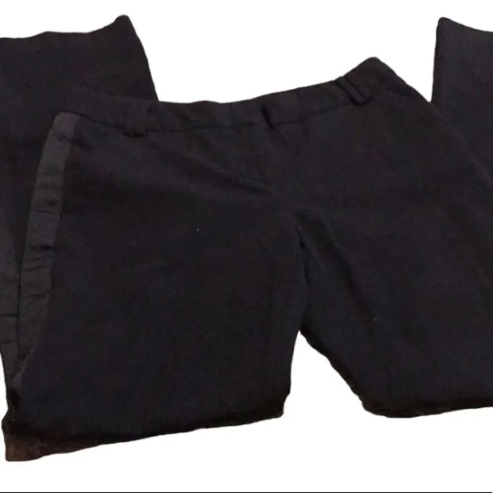 New York and Company ladies size 4 tuxedo style pants excellent condition